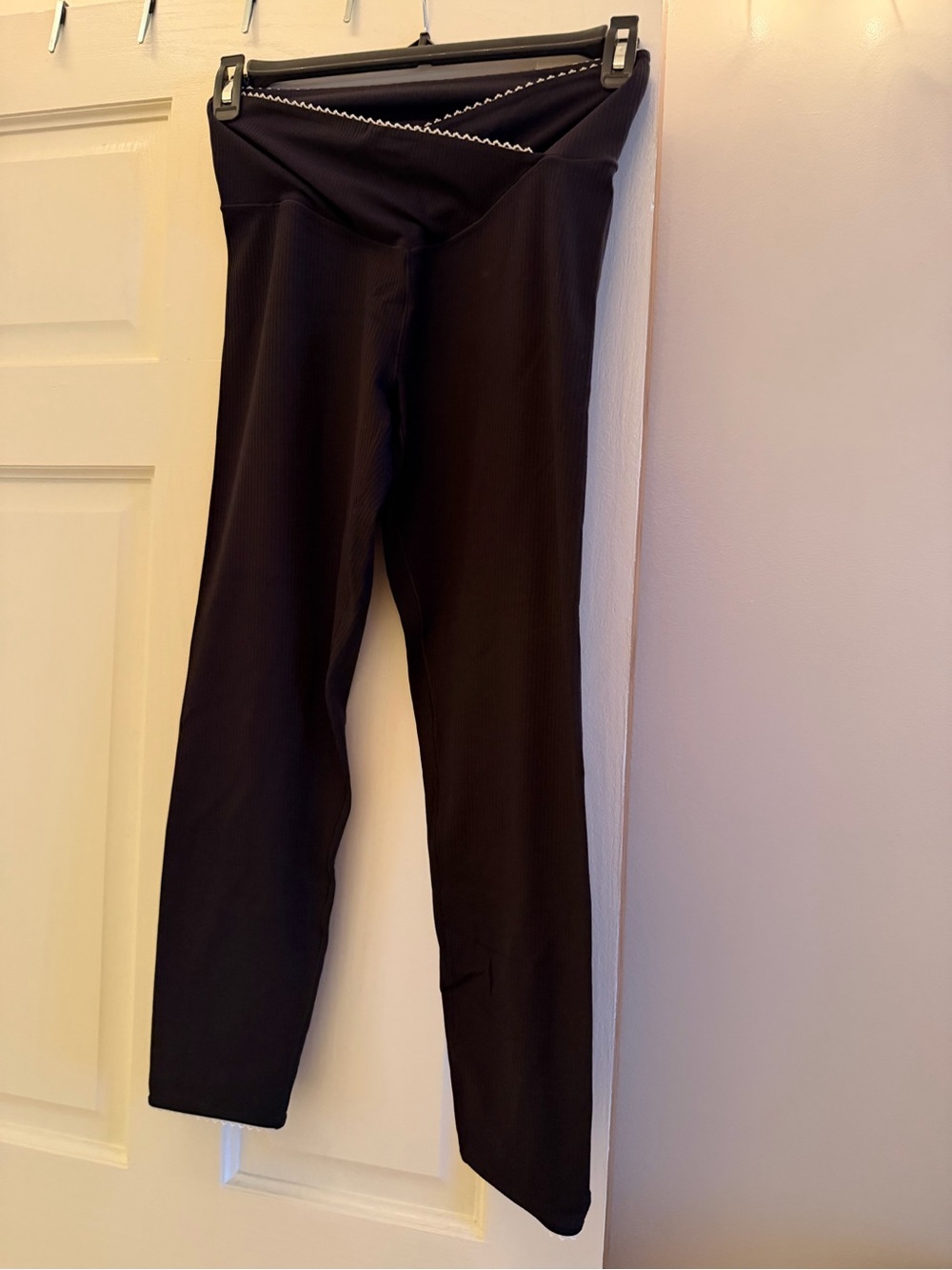 aerie Black Fold-Over Ribbed Leggings with Contrast Stitch